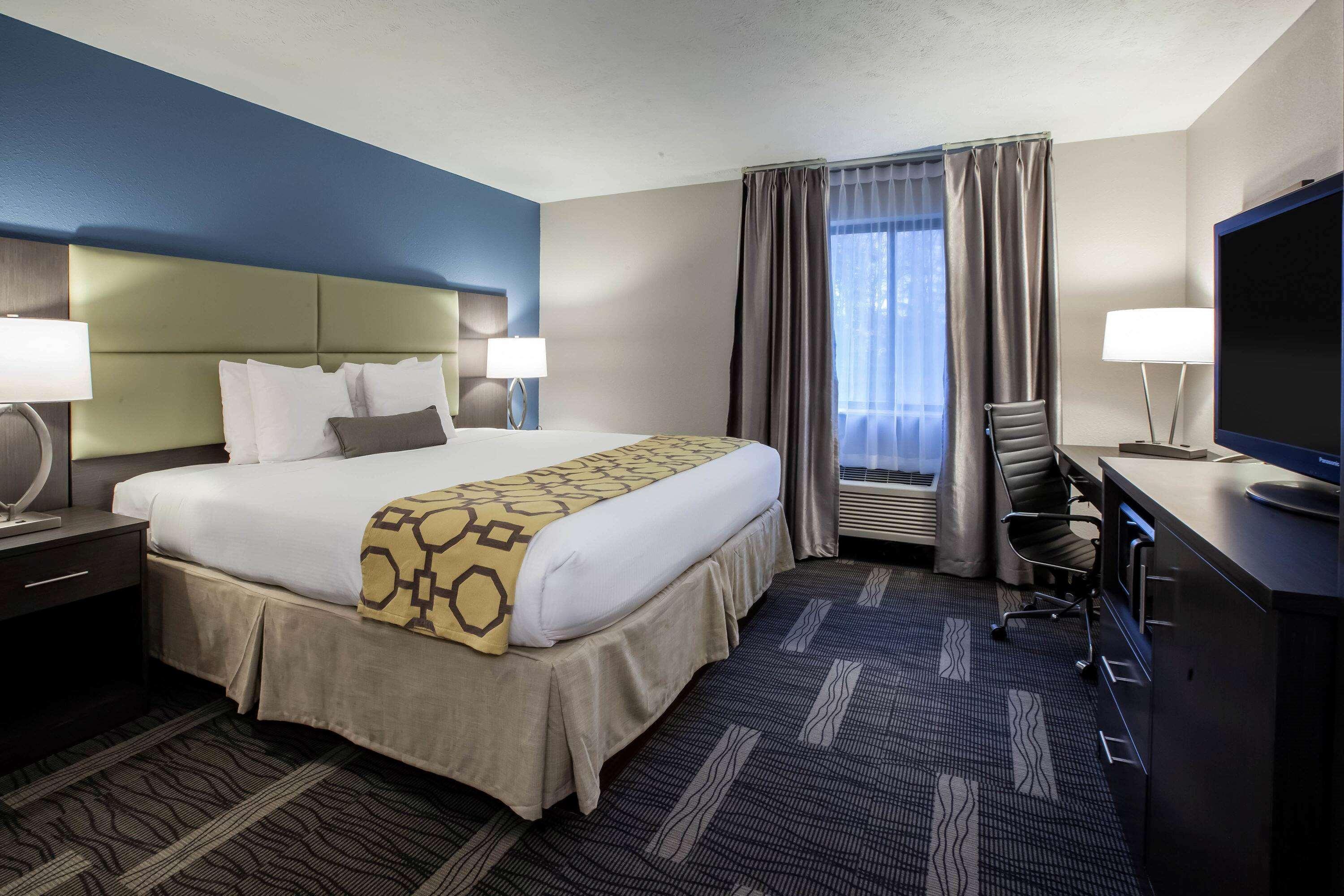 Baymont By Wyndham Traverse City Buitenkant foto