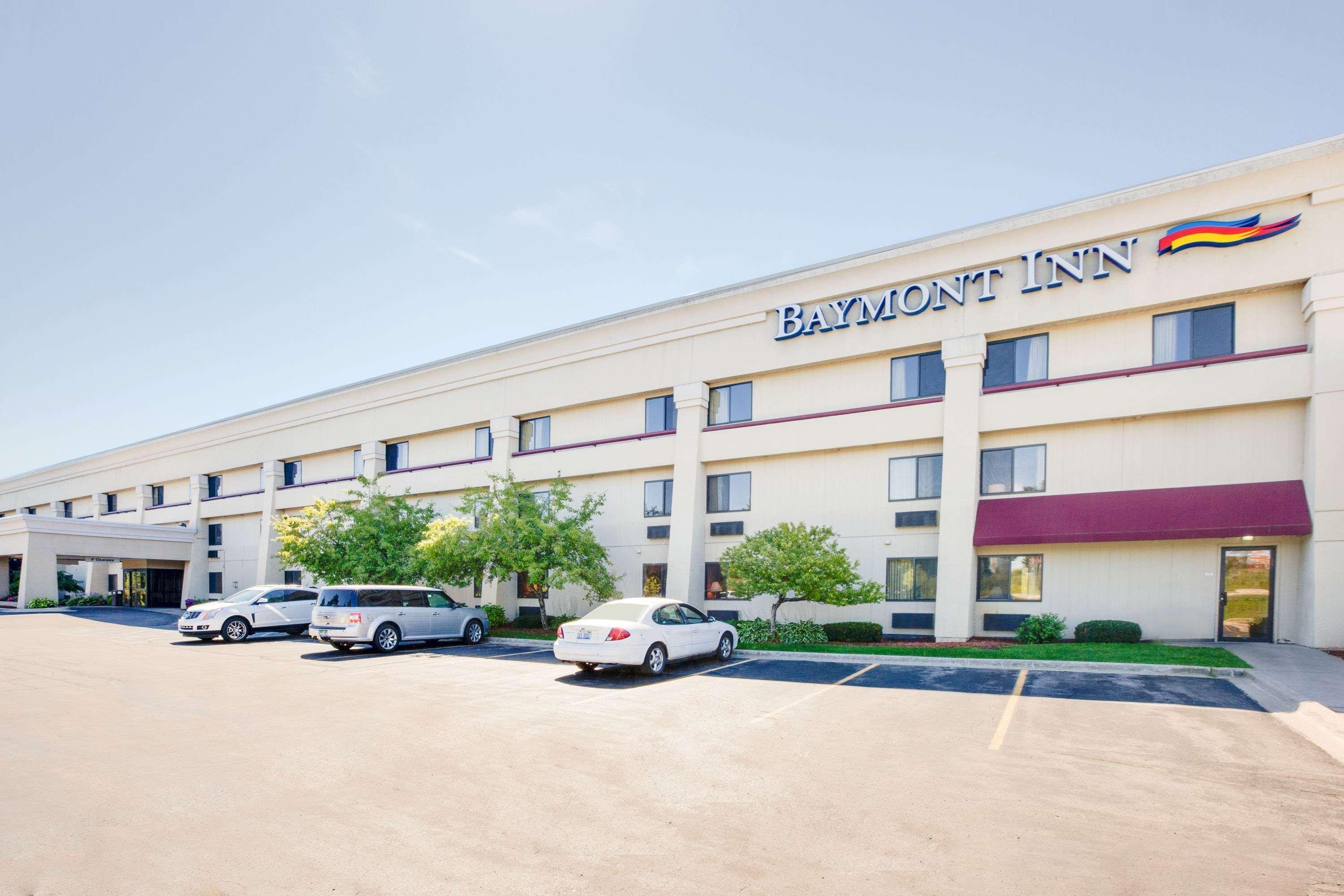 Baymont By Wyndham Traverse City Buitenkant foto