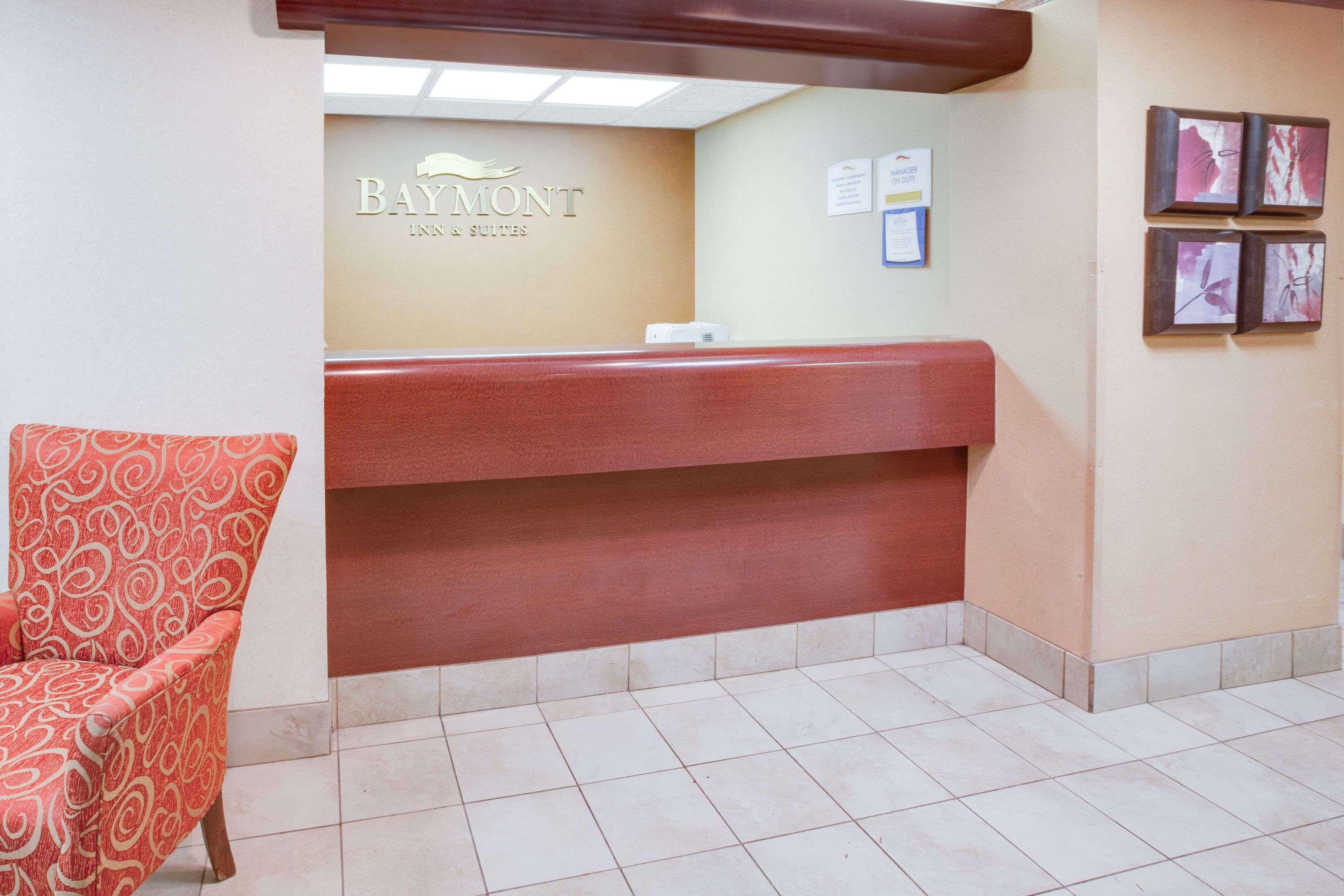 Baymont By Wyndham Traverse City Buitenkant foto